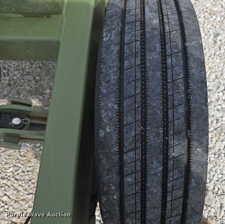 image for item EN2068 RBW HB42 hay bale trailer