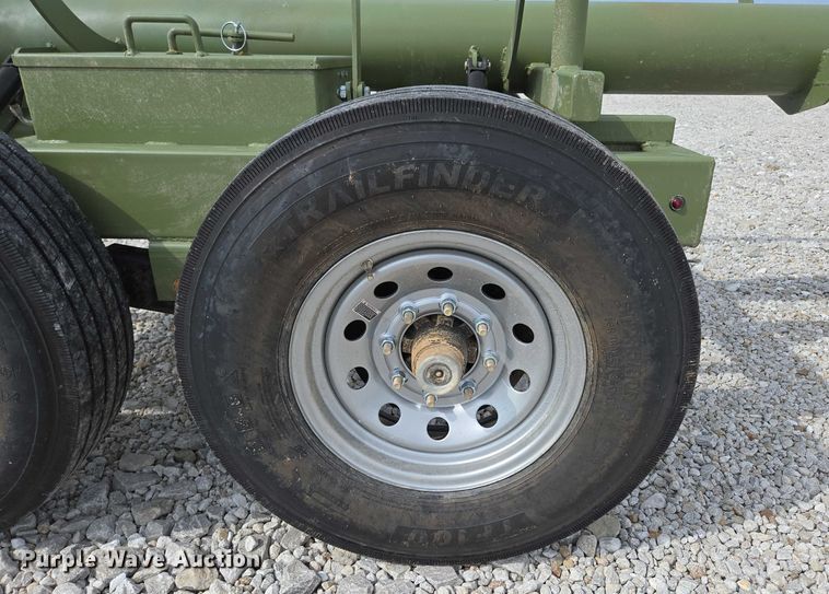 image for item EN2068 RBW HB42 hay bale trailer