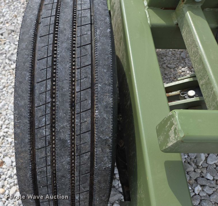 image for item EN2068 RBW HB42 hay bale trailer