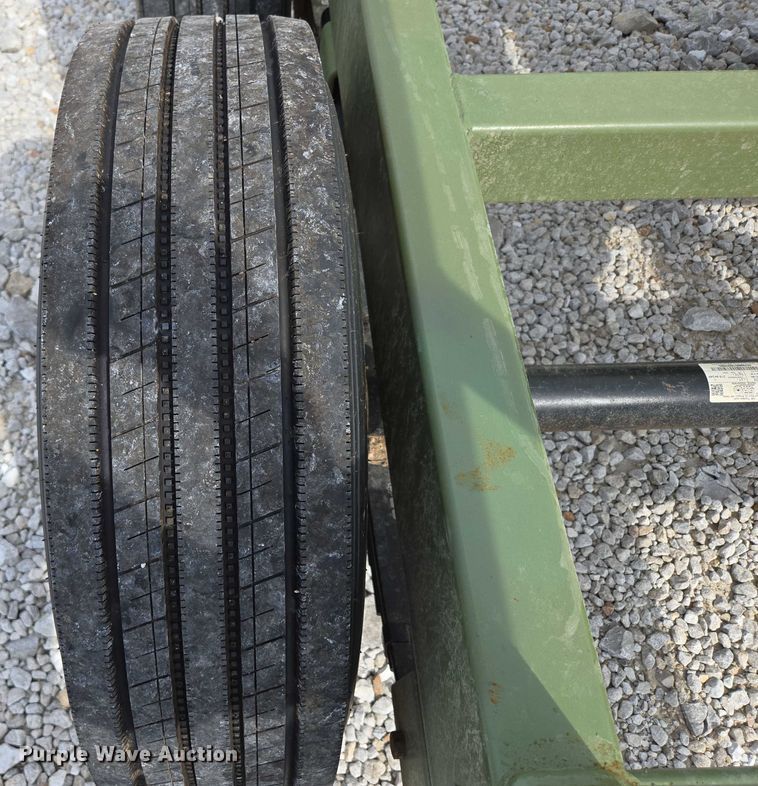 image for item EN2068 RBW HB42 hay bale trailer