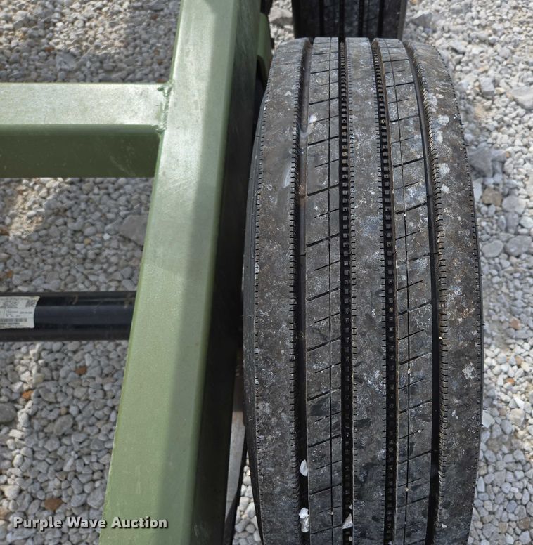 image for item EN2068 RBW HB42 hay bale trailer