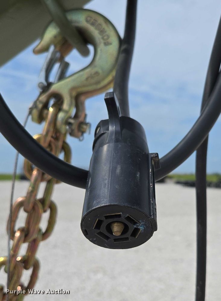 image for item EN2069 RBW HB40 hay bale trailer