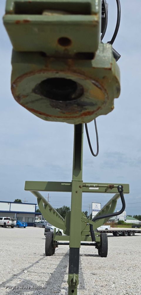 image for item EN2069 RBW HB40 hay bale trailer