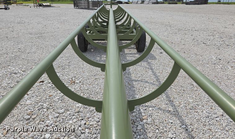 image for item EN2069 RBW HB40 hay bale trailer