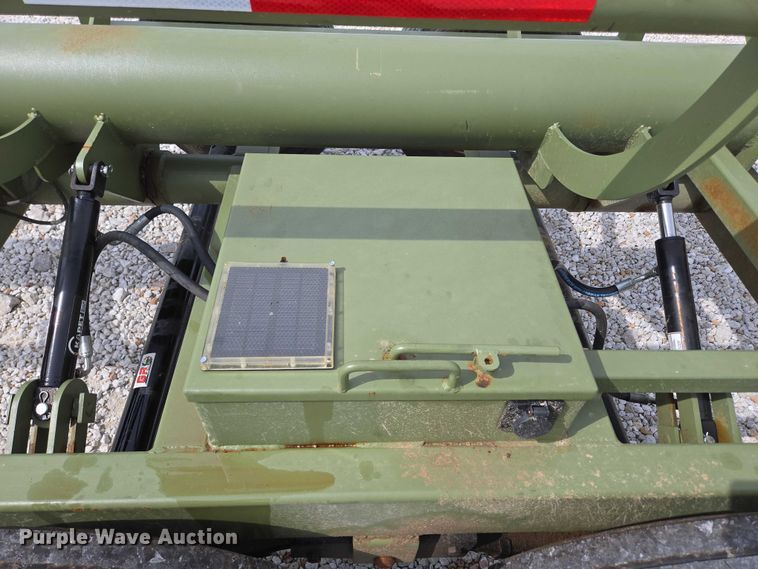 image for item EN2069 RBW HB40 hay bale trailer