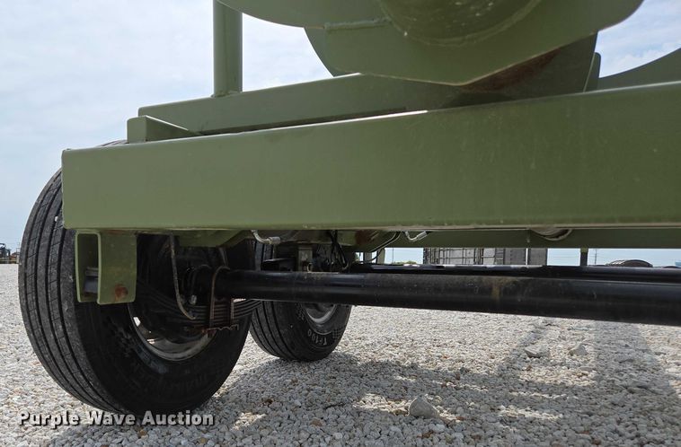 image for item EN2069 RBW HB40 hay bale trailer