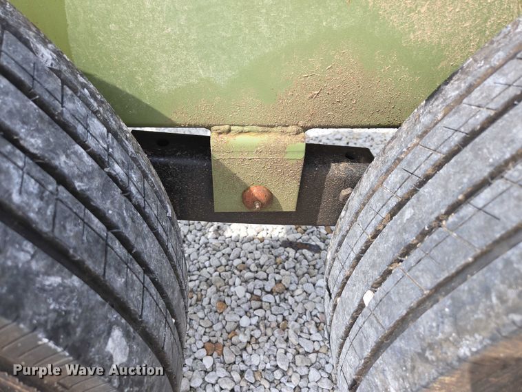 image for item EN2069 RBW HB40 hay bale trailer