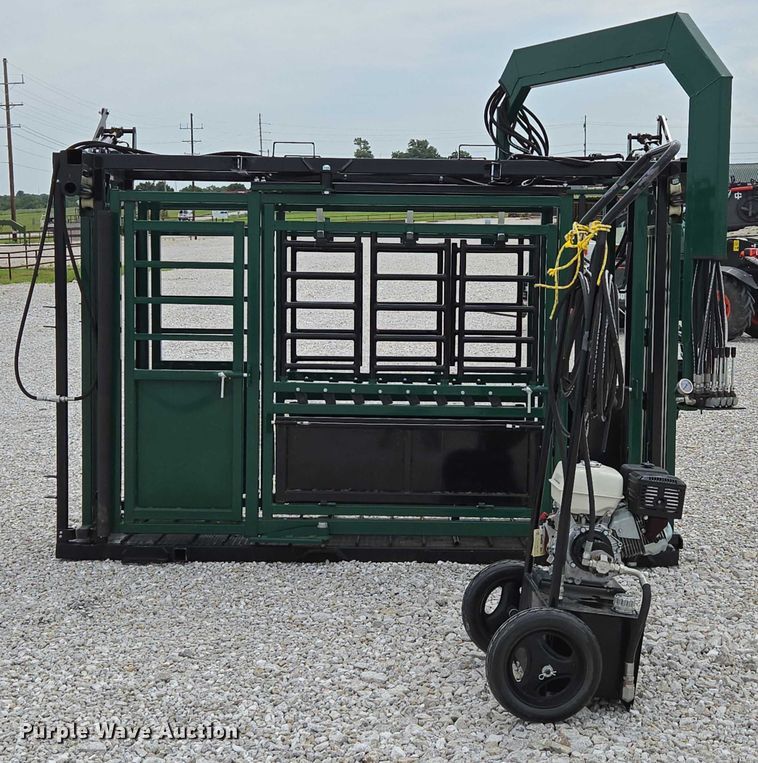 image for item EN2070 RBW Ag squeeze chute