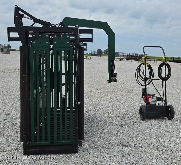 image for item EN2070 RBW Ag squeeze chute