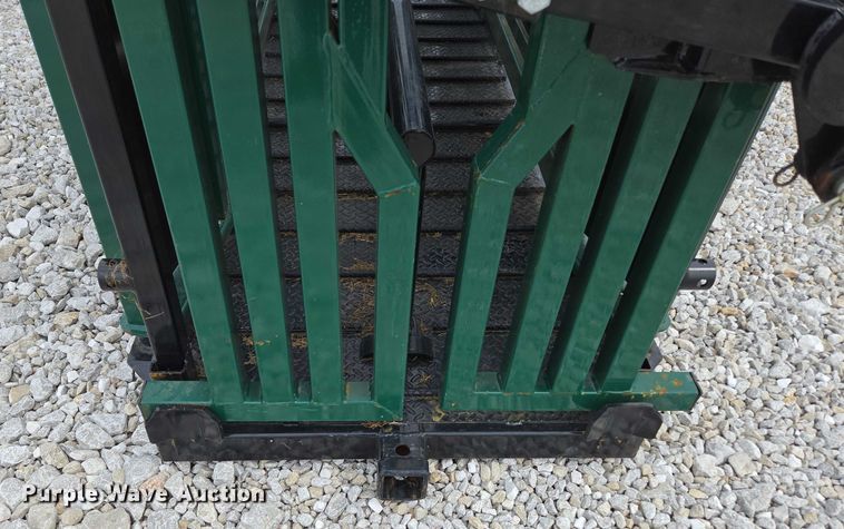 image for item EN2070 RBW Ag squeeze chute