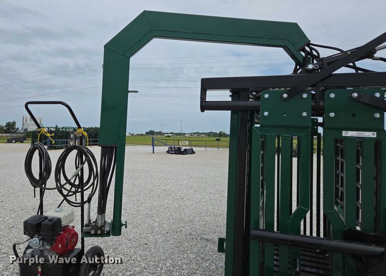 image for item EN2070 RBW Ag squeeze chute