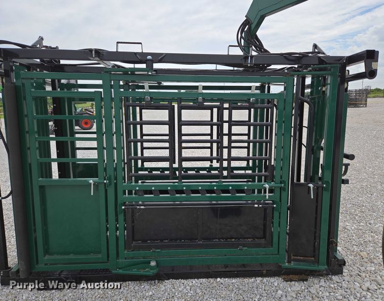 image for item EN2070 RBW Ag squeeze chute