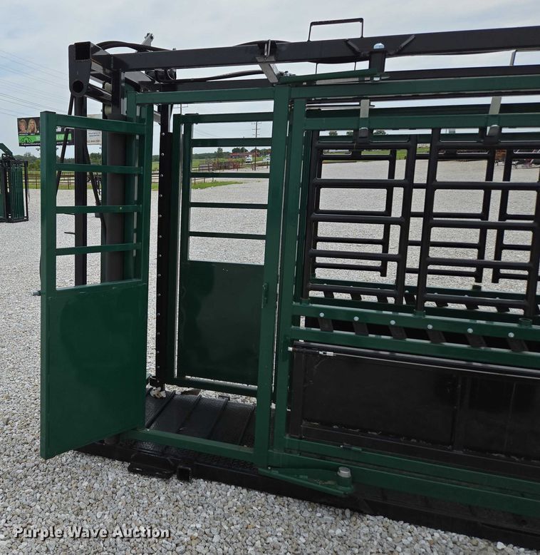 image for item EN2070 RBW Ag squeeze chute