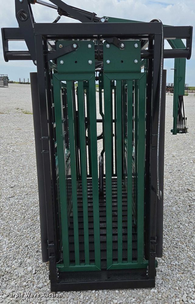image for item EN2070 RBW Ag squeeze chute