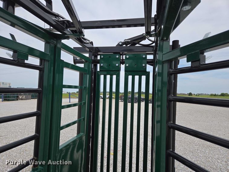 image for item EN2070 RBW Ag squeeze chute