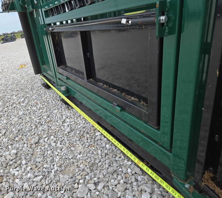 image for item EN2070 RBW Ag squeeze chute