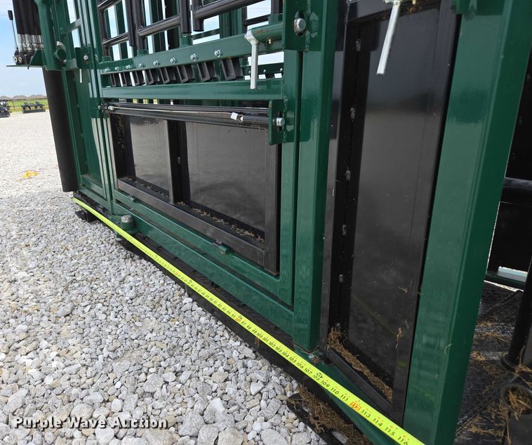 image for item EN2070 RBW Ag squeeze chute