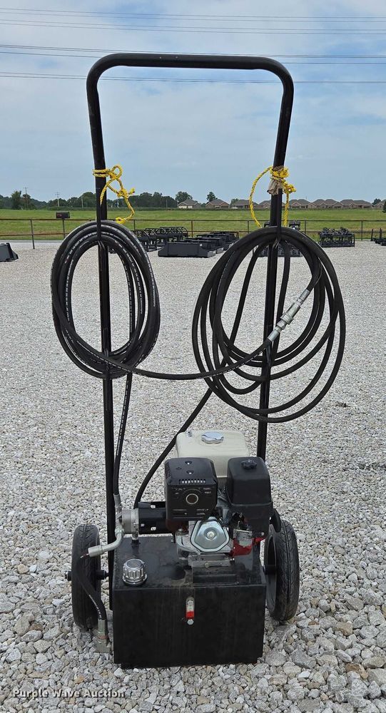 image for item EN2070 RBW Ag squeeze chute