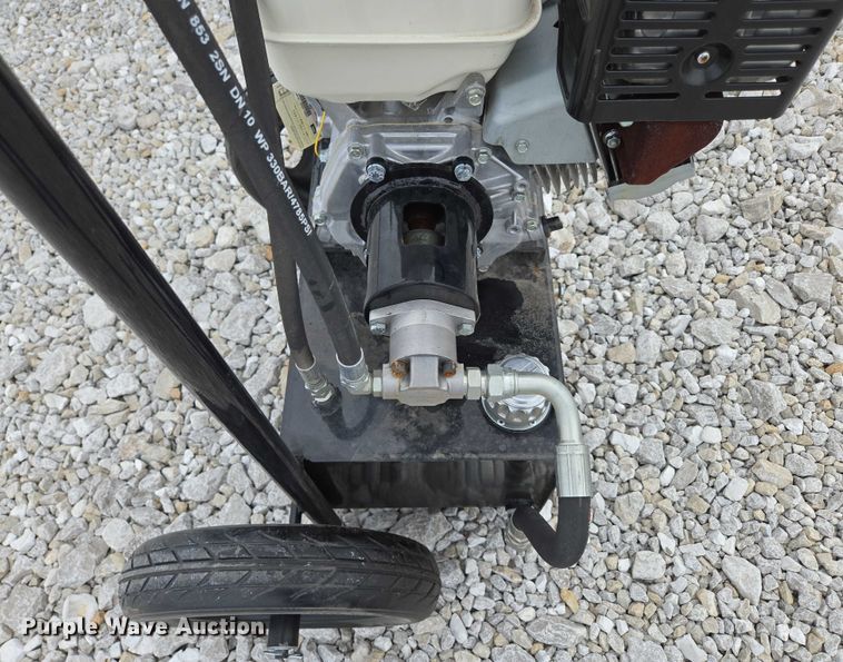 image for item EN2070 RBW Ag squeeze chute