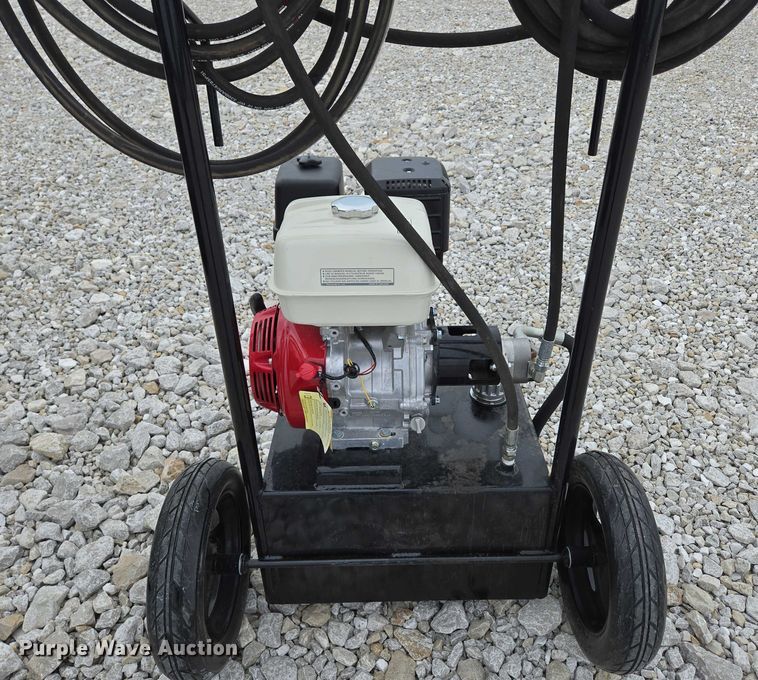 image for item EN2070 RBW Ag squeeze chute