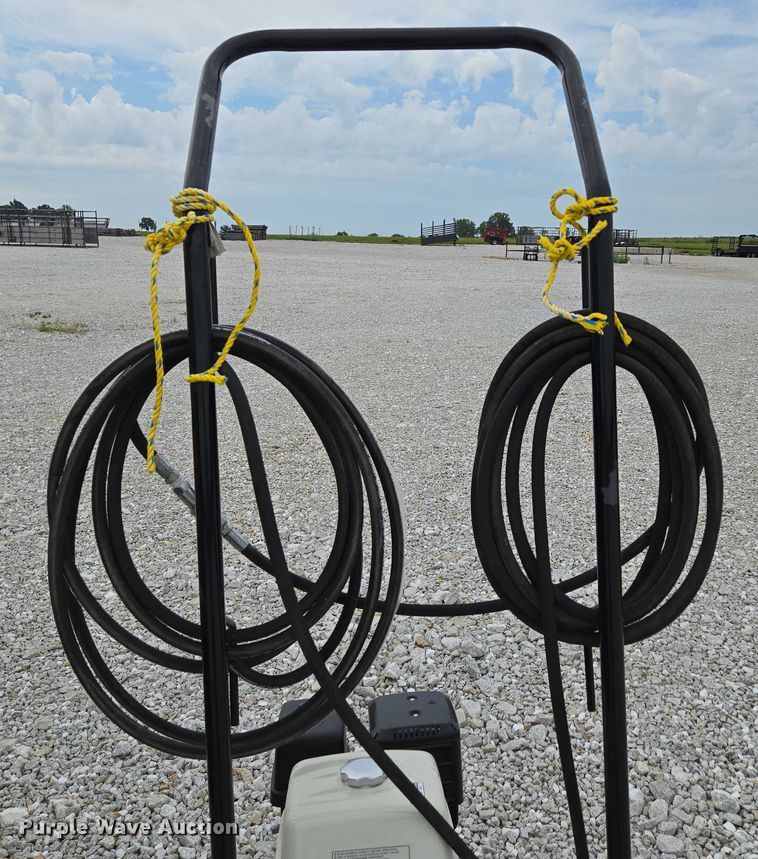 image for item EN2070 RBW Ag squeeze chute