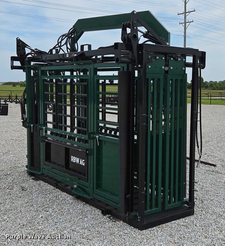 image for item EN2071 RBW Ag squeeze chute