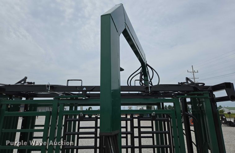 image for item EN2071 RBW Ag squeeze chute