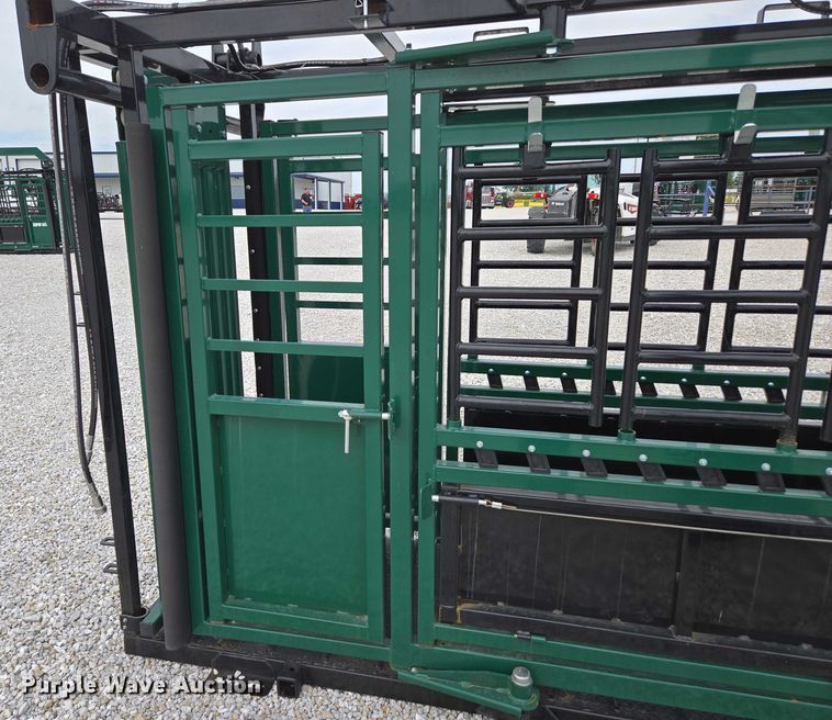 image for item EN2071 RBW Ag squeeze chute