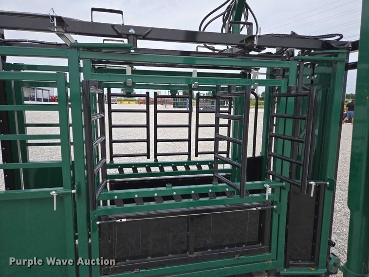 image for item EN2071 RBW Ag squeeze chute