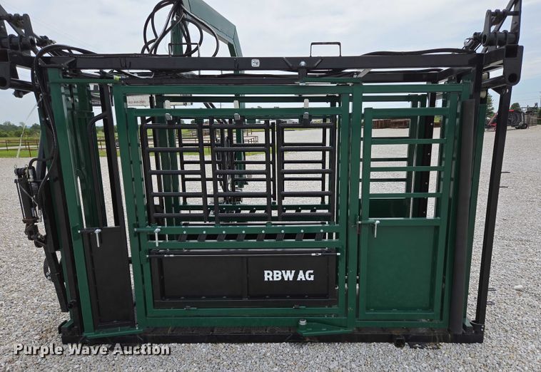 image for item EN2071 RBW Ag squeeze chute