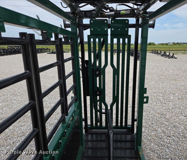 image for item EN2071 RBW Ag squeeze chute