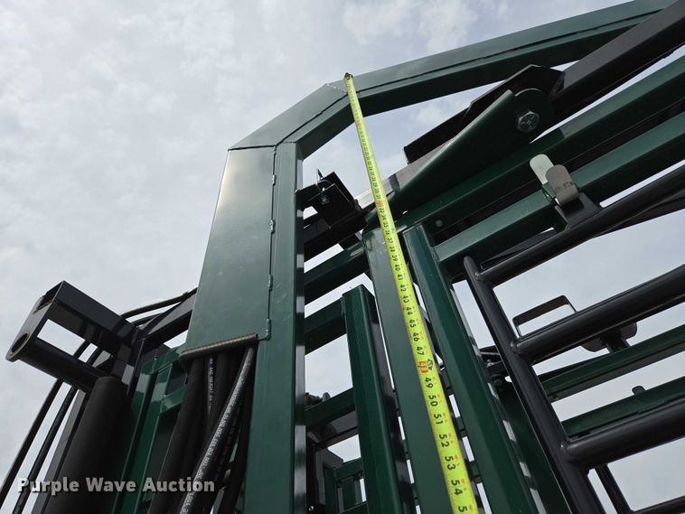 image for item EN2071 RBW Ag squeeze chute