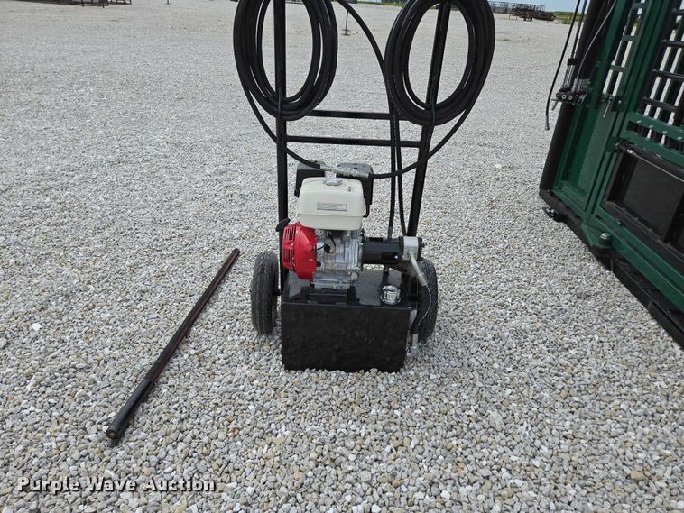 image for item EN2071 RBW Ag squeeze chute