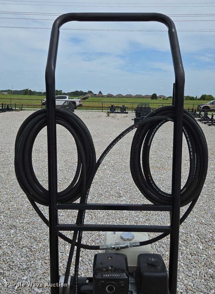 image for item EN2071 RBW Ag squeeze chute