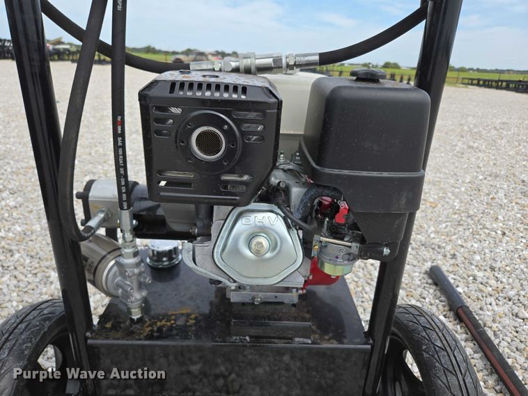 image for item EN2071 RBW Ag squeeze chute