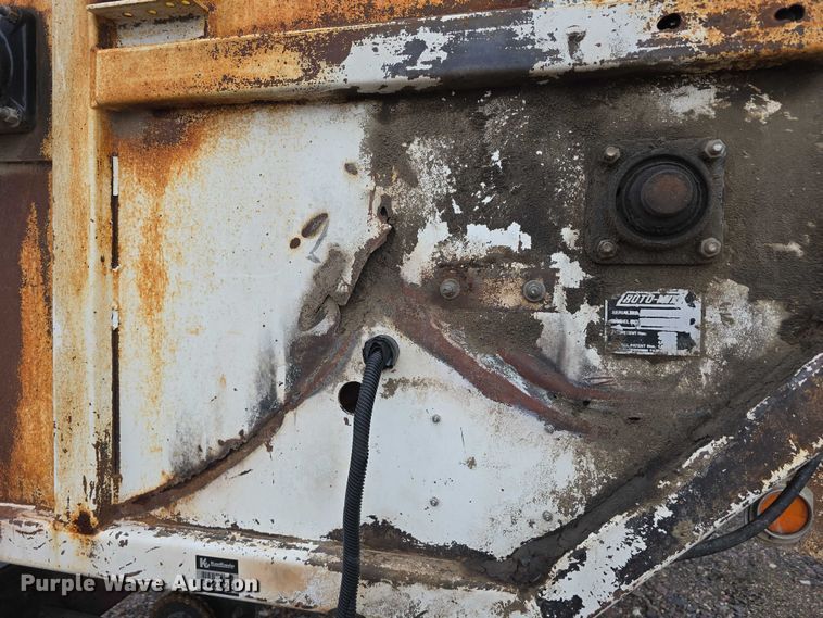 image for item EO1531 Roto-Mix 300-14 feed mixer