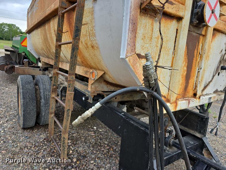 image for item EO1531 Roto-Mix 300-14 feed mixer