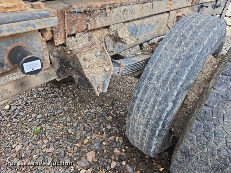 image for item EO1531 Roto-Mix 300-14 feed mixer