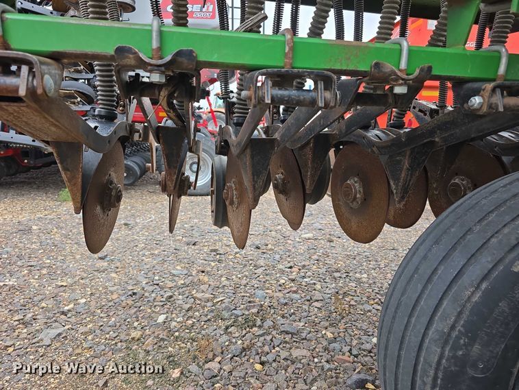 image for item EO1532 Great Plains Solid Stand 30 grain drill