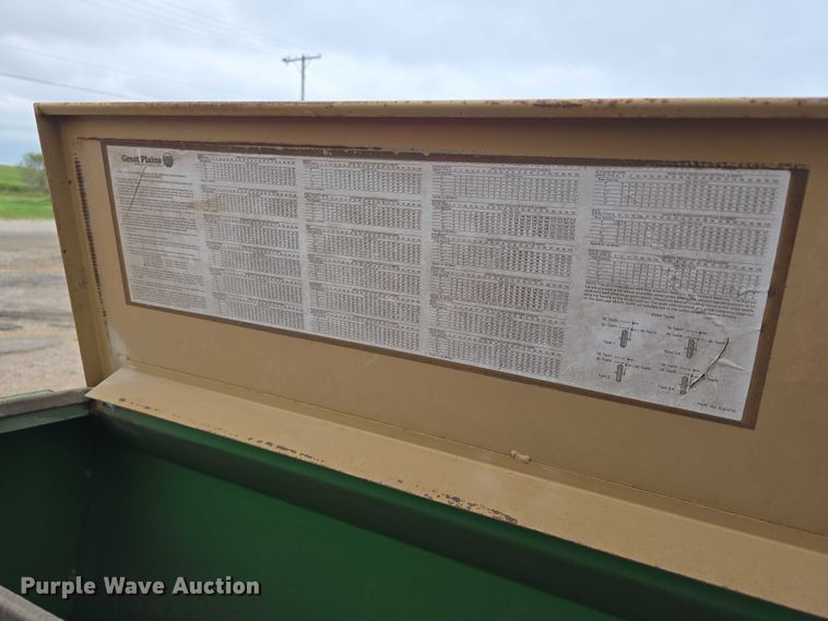 image for item EO1532 Great Plains Solid Stand 30 grain drill