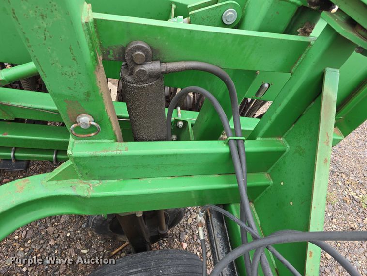 image for item EO1532 Great Plains Solid Stand 30 grain drill