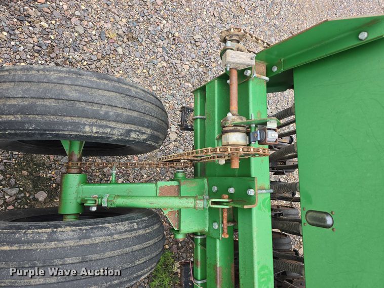 image for item EO1532 Great Plains Solid Stand 30 grain drill