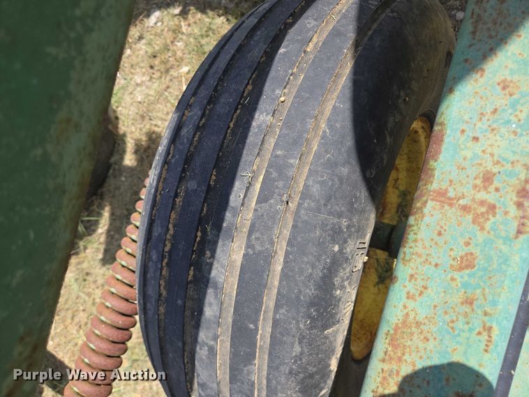 image for item EQ2616 John Deere off-set disk