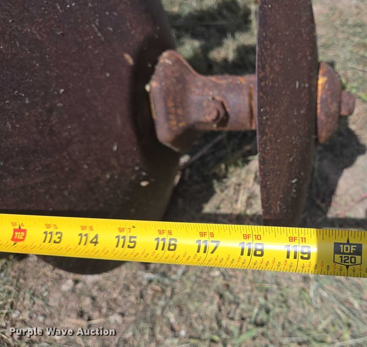 image for item EQ2616 John Deere off-set disk