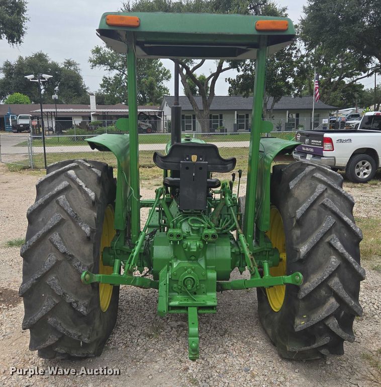 image for item EQ4066 John Deere 2640 tractor