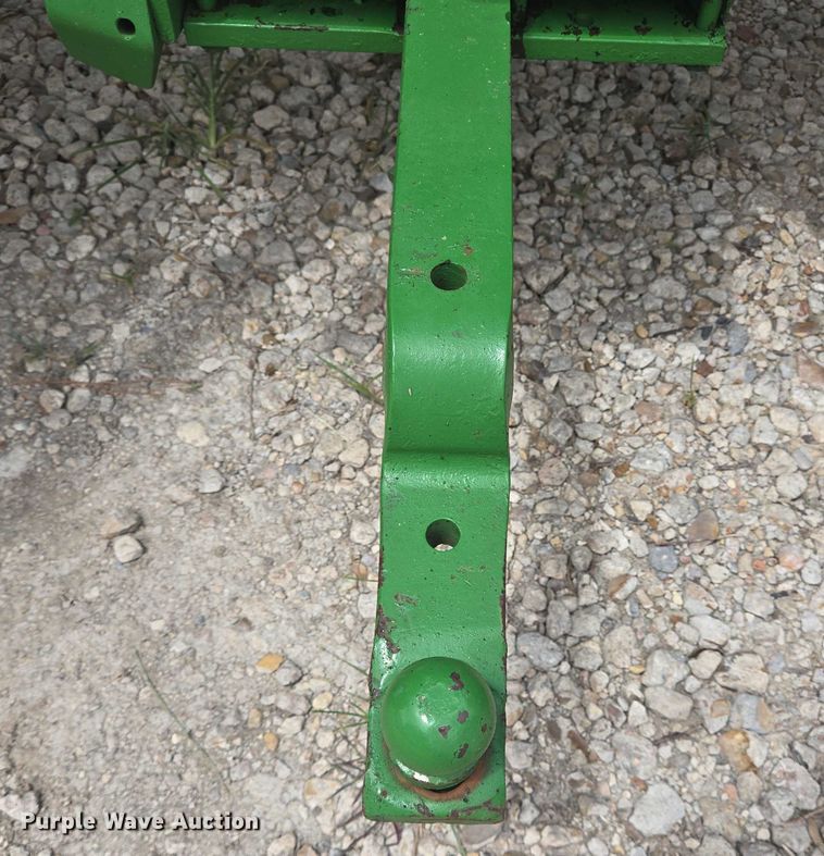 image for item EQ4066 John Deere 2640 tractor