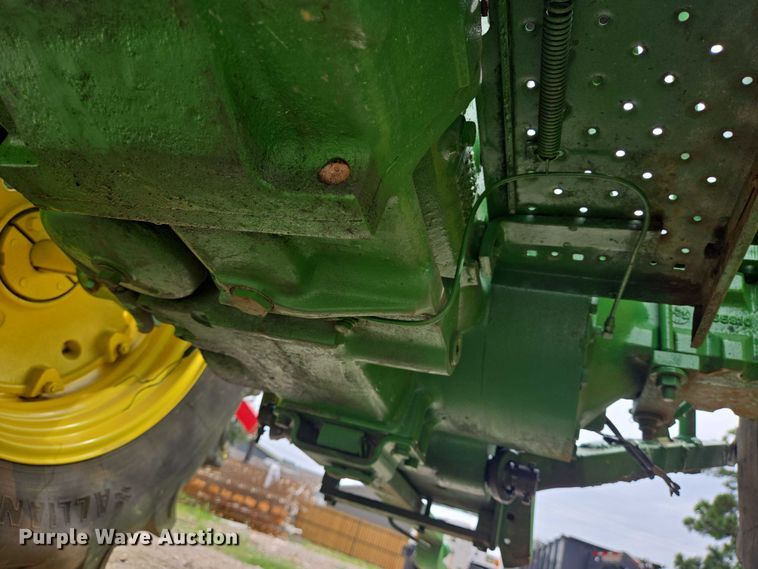 image for item EQ4066 John Deere 2640 tractor