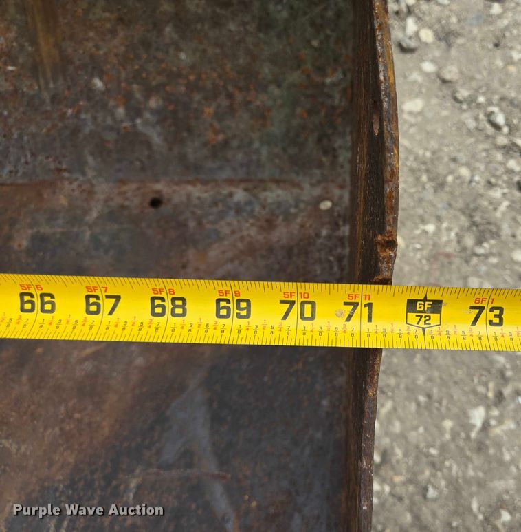 image for item EQ4069 John Deere 2840 tractor