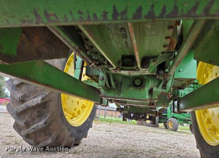 image for item EQ4069 John Deere 2840 tractor