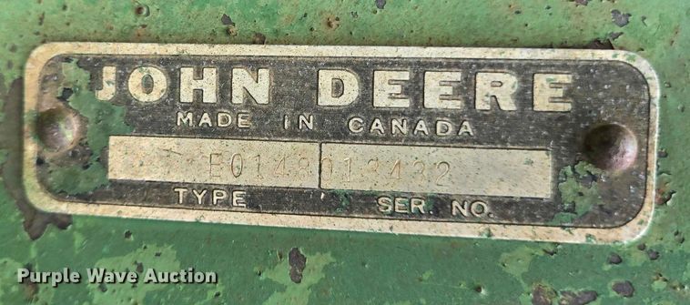 image for item EQ4069 John Deere 2840 tractor